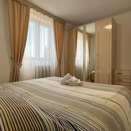 Ivanka Apartment *